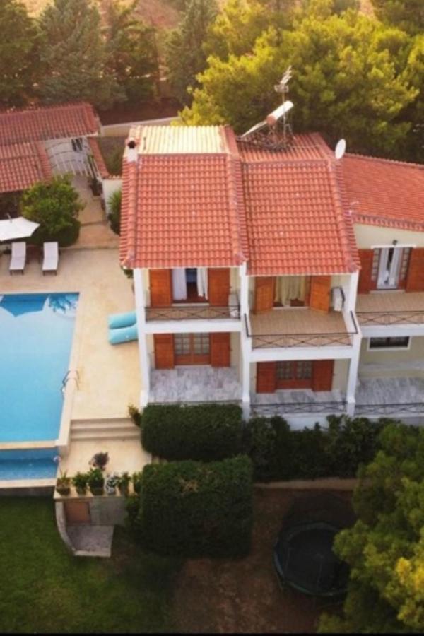 Villa Corina Near The Airport Kouvarás Exteriör bild